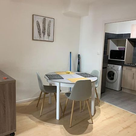 Aubenas : Beau Studio, Proche Du Chateau Εξωτερικό φωτογραφία