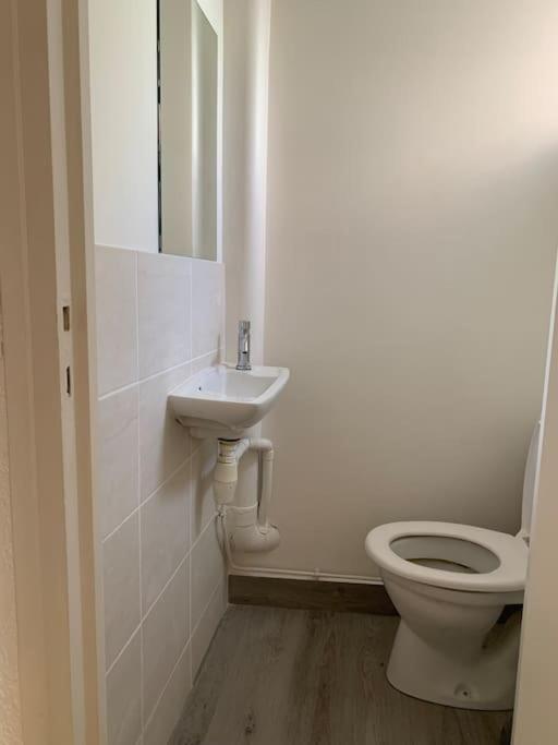 Aubenas : Beau Studio, Proche Du Chateau Εξωτερικό φωτογραφία